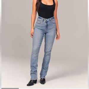 Abercrombie 90’s Slim Straight Ultra High Rise Jeans Curve Love